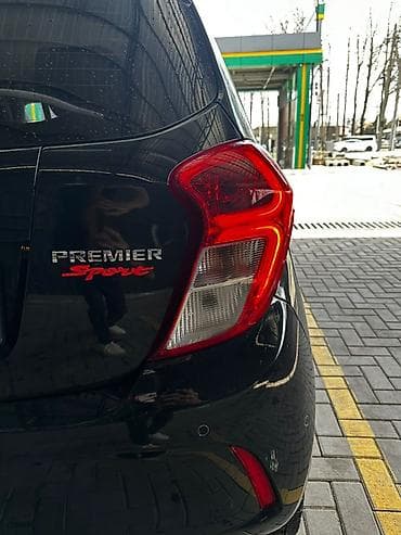 шевроле оникс: Chevrolet Spark: 2018 г., 1 л, Автомат, Газ, Хэтчбэк — 2