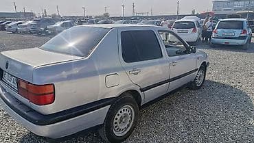lexus gx 2006: Volkswagen Vento: 1992 г., 1.8 л, Механика, Бензин, Седан — 2