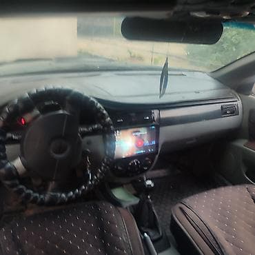 Chevrolet Lacetti: 2008 г., 1.6 л, Седан — 9