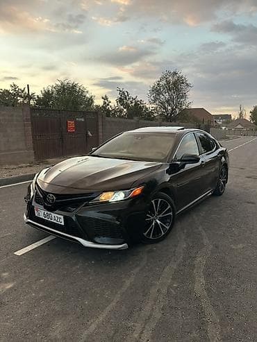 Toyota Camry: 2019 г., 2.5 л, Автомат, Бензин, Седан at lalafo.kg Toyota Camry: 2019 г., 2.5 л, Автомат, Бензин, Седан