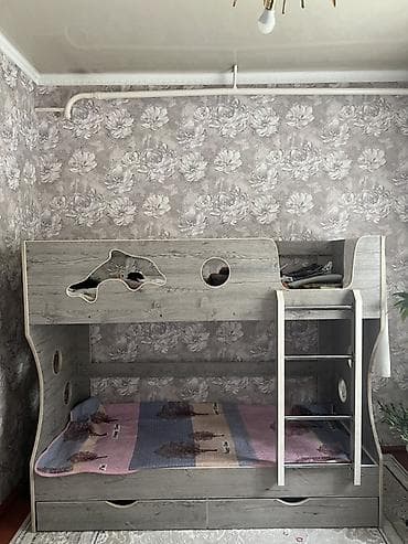 Балдар дүйнөсү: Двухъярусная детская кровать с бортиками и лестницей. Особенности: - — 1