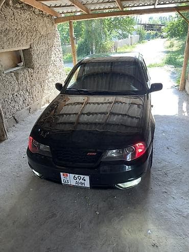 машина маз: Daewoo Nexia: 2010 г., Седан — 1