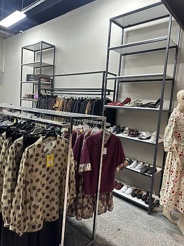 Женская одежда: Сдается бутик Гум 25 М 2 — 2