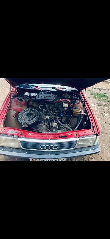 Audi 100: 1985 г., Кол менен иштөөчү, Седан — 5