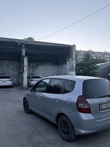 аито: Honda Fit: 2003 г., 1.3 л, Вариатор, Бензин, Хэтчбэк — 3