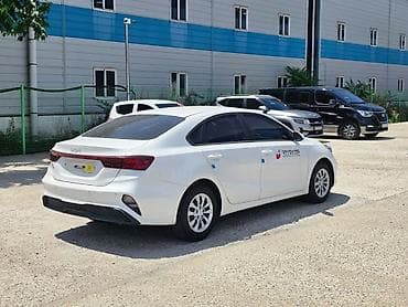 tesla p40: Kia K3: 2022 г., 1.6 л, Бензин — 5