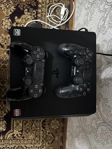 samsung a81: PlayStation 4 Slim + 2 беспроводных геймпада DualShock 4 - Модель — 1