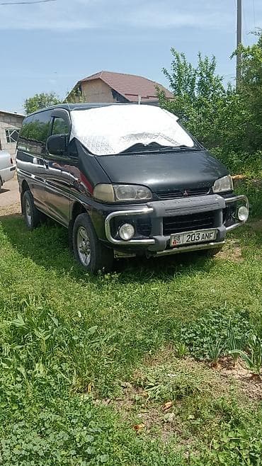 митсубиси спес стар: Mitsubishi Space Gear: 1997 г., 2.4 л, Автомат, Бензин, Минивэн — 2