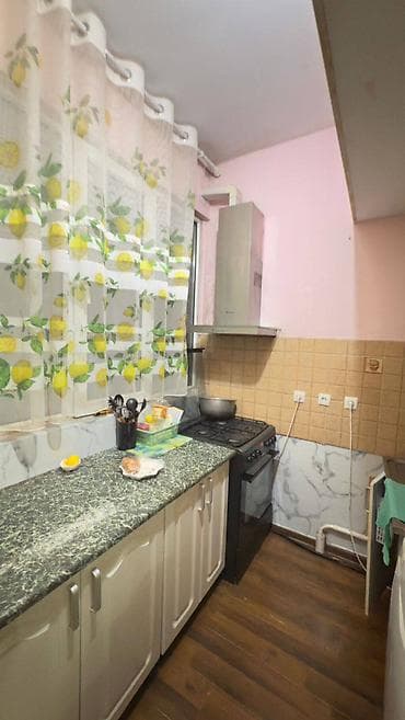 квартиры в токмок: 4 комнаты, 107 м², Индивидуалка, 2 этаж — 9