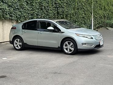 литий ион: Chevrolet Volt: 2012 г., 1.4 л, Вариатор, Гибрид, Лифтбек — 2