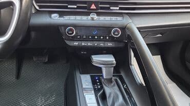 набор ключей в чемодане: Hyundai Avante: 2022 г., 1.6 л, Автомат, Бензиновая, Седан — 17