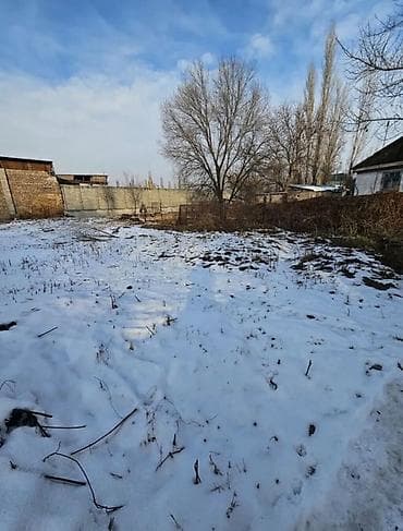 Продажа домов: Продается участок с двумя домами 1 недостроенный. Площадь участка: 8 — 4