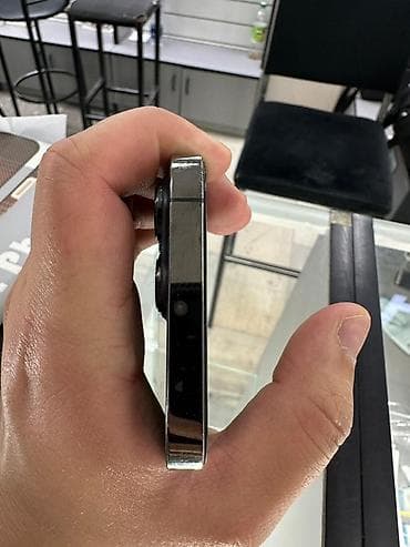 macbook 2018: IPhone 13 Pro, Б/у, 128 ГБ, Графит, Чехол, Коробка, 77 % — 3