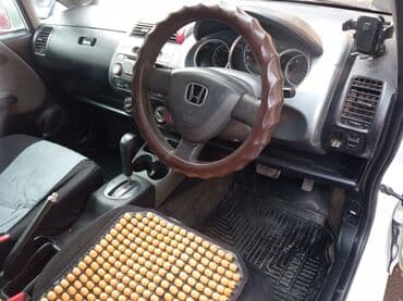 авто рассрочка бишкек без первоначального взноса: Honda Fit: 2002 г., 1.3 л, Вариатор, Бензиновая — 3