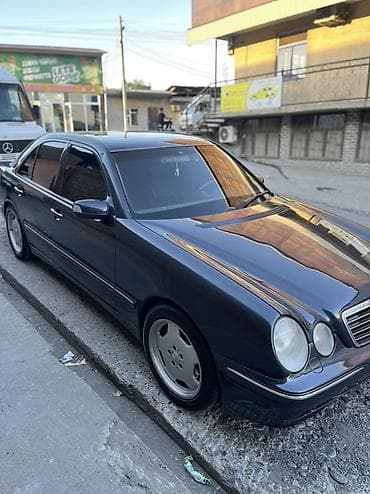Mercedes-Benz E-Class: 2000 г., 3.2 л, Автомат, Газ, Седан