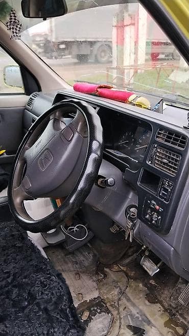 4 тактный: Honda Stepwgn: 2000 г., 2 л, Автомат, Бензин, Минивэн — 2