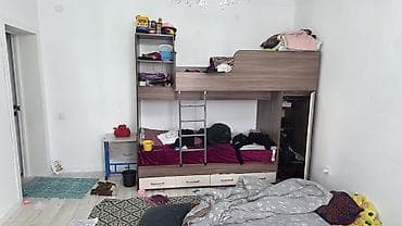 Двухъярусная детская кровать, Б/у, ЛДСП, цвет - Бежевый