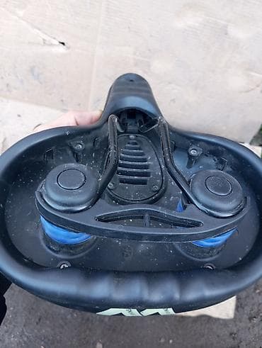 bicycle: Грипсы пара 300 сом переключатель 1200 сом сиденья 1000 сом 1500 сом — 3