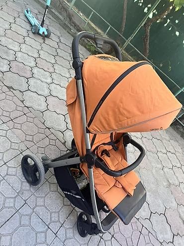 Коляска сатылат 🧡 Жакшы сапаттагы, таза б/у коляска сатылат. 1 жылга — 6