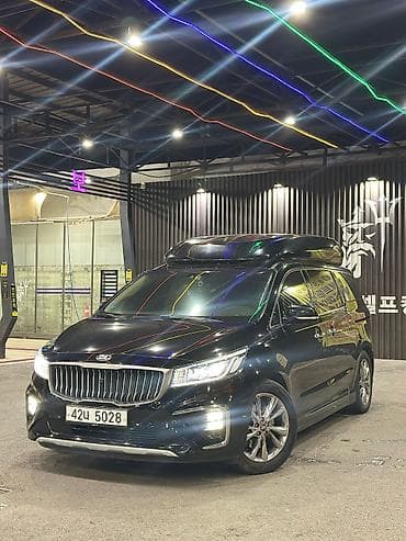Kia Carnival: 2019 г., 2.2 л, Автомат, Дизель, Минивэн — 1