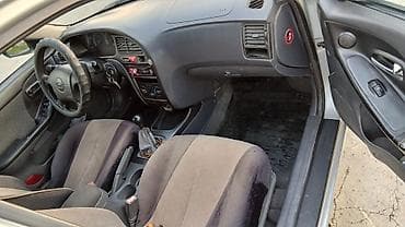 cl class: Hyundai Elantra: 2001 г., 1.6 л, Механика, Бензин, Седан — 10