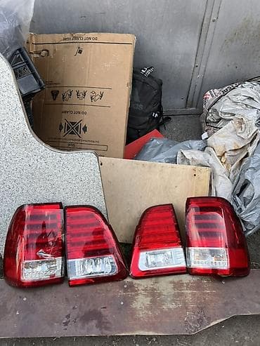 Задние фонари для автомобиля Toyota Land Cruiser 100 (комплект из 4 at lalafo.kg Задние фонари для автомобиля Toyota Land Cruiser 100 (комплект из 4