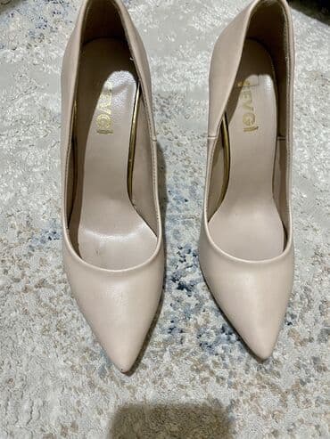 Туфли, 38, LION, Новый, цвет - Бежевый, Самовывоз, Платная доставка at lalafo.kg Туфли, 38, LION, Новый, цвет - Бежевый, Самовывоз, Платная доставка