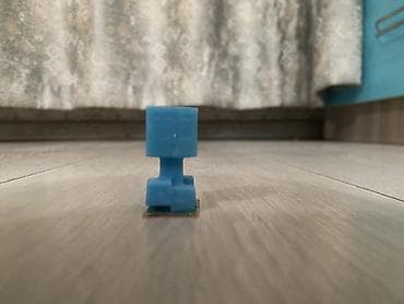 Спорт жана хобби: Мини-фигурка Крипера из мира Minecraft. - Материал: пластик - Цвет — 2