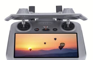 фотограф: DJI Air 3S — Аккумуляторы новые, имеют 18, 17, 18 циклов зарядки, и у — 9