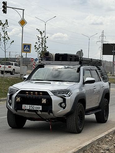 sprinter 4 4: Toyota 4Runner: 2020 г., 4 л, Автомат, Бензин, Внедорожник — 1