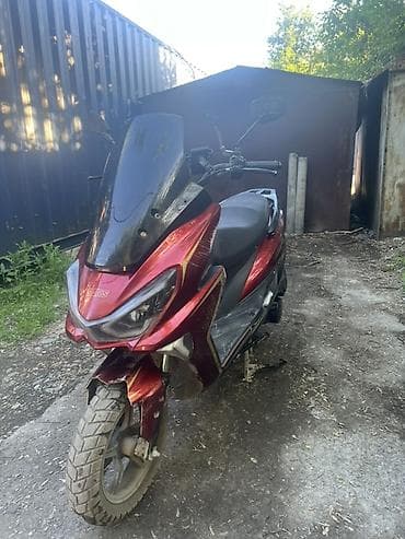 купить скутер 150 в бишкеке: Макси-скутер 150 куб. см, Бензин, Б/у — 1