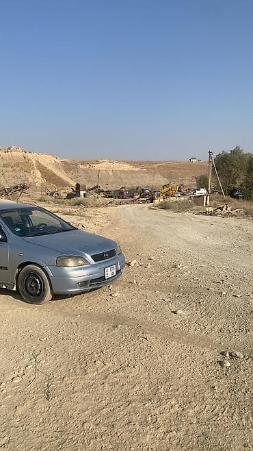 Opel Astra: 2001 г., 1.6 л, Механика, Бензин, Хэтчбэк