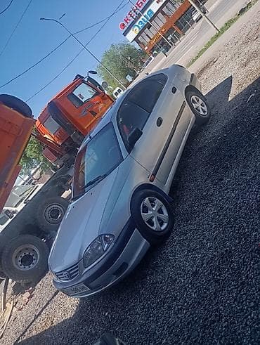 тойота пр: Toyota Avensis: 2000 г., 1.8 л, Механика, Бензин, Хэтчбэк — 1