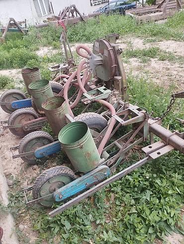 mersedesbenz sprinter: Вакуумная пневматическая сеялка точного высева, 4‑рядная. - Навесная — 1