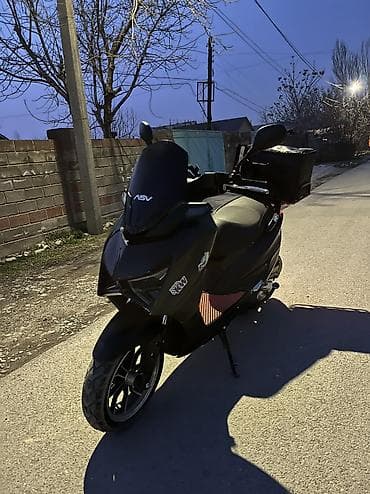 Скутеры: Макси-скутер Yamaha, 180 куб. см, Бензин, Б/у — 4