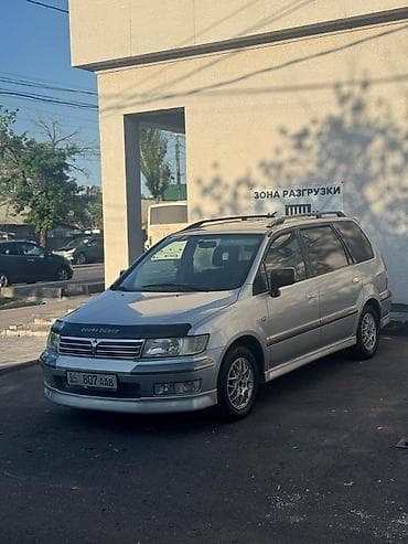 mazda 7: Mitsubishi Space Wagon: 2004 г., 2.4 л, Автомат, Бензин, Минивэн — 4