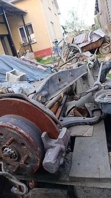 Задний подрамник в сборе с независимой подвеской и редуктором Состав