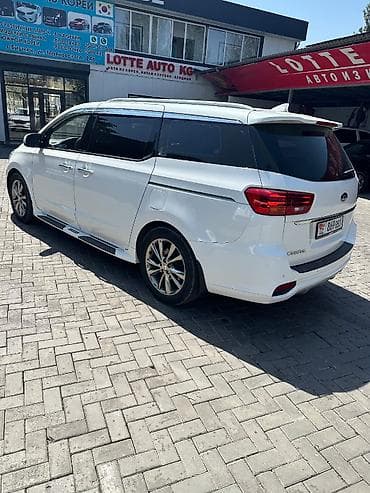 mazda cronos: Kia Carnival: 2019 г., 2.2 л, Автомат, Бензин, Минивэн — 3