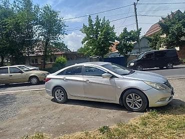 Hyundai Sonata: 2009 г., Автомат, Бензин, Седан — 2