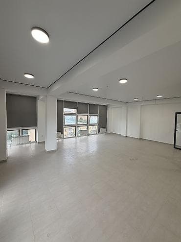 centr park: Аренда офисов, 216 м², В бизнес центре, С видом на горы, 1 линия, С отдельным входом — 2