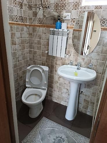 гостиница на сутки: Уютный номер/комната с двуспальной кроватью и собственным санузлом — 7