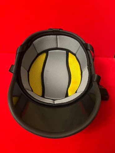 плавательные очки: Продаю мото шлем кепка Подготовься к яркому лету . Новый удобный — 7