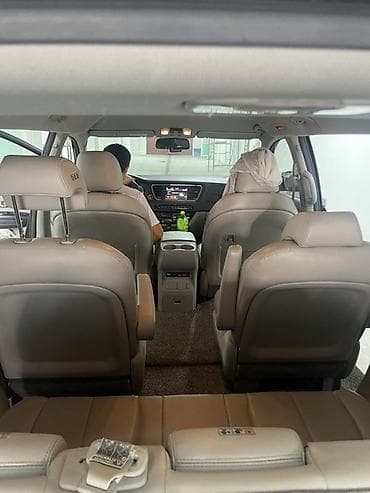 капот кобальт: Kia Carnival: 2018 г., 2.2 л, Автомат, Дизель, Минивэн — 9