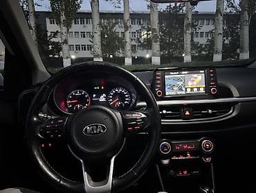 купить kia picanto: Kia Picanto: 2018 г., 1 л, Автомат, Бензин, Хэтчбэк — 9