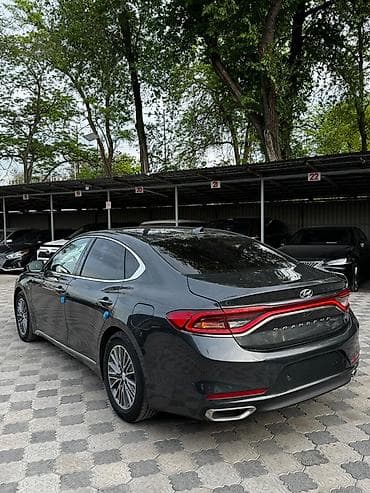 geely galaxy e5: Hyundai Grandeur: 2019 г., 2.4 л, Автомат, Гибрид, Седан — 5
