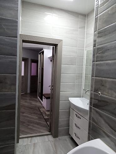 мечит: 🏙️ Сдается 3-комнатная квартира в ЖК Imperial 📍 Площадь: 80 м² 🏢 — 5