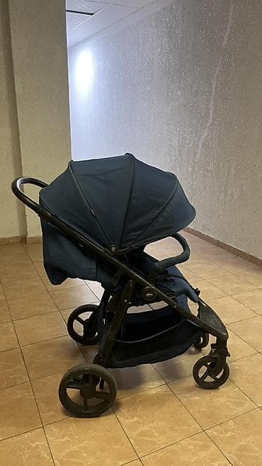 коляска chicco lite way: Прогулочная коляска Chicco в темно‑синем цвете. Б/У Особенности: - — 3