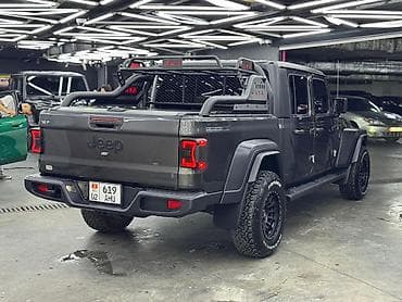 device kg: Jeep Gladiator: 2020 г., 3.6 л, Автомат, Бензин, Пикап — 7