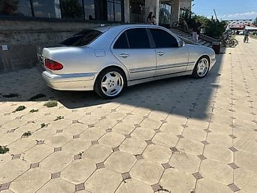 Транспорт: Mercedes-Benz E-Class: 2000 г., 3.2 л, Автомат, Дизель, Седан — 4