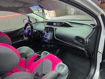 айон электромобил: Toyota Prius: 2021 г., 1.8 л, Гибрид, Хэтчбэк — 5